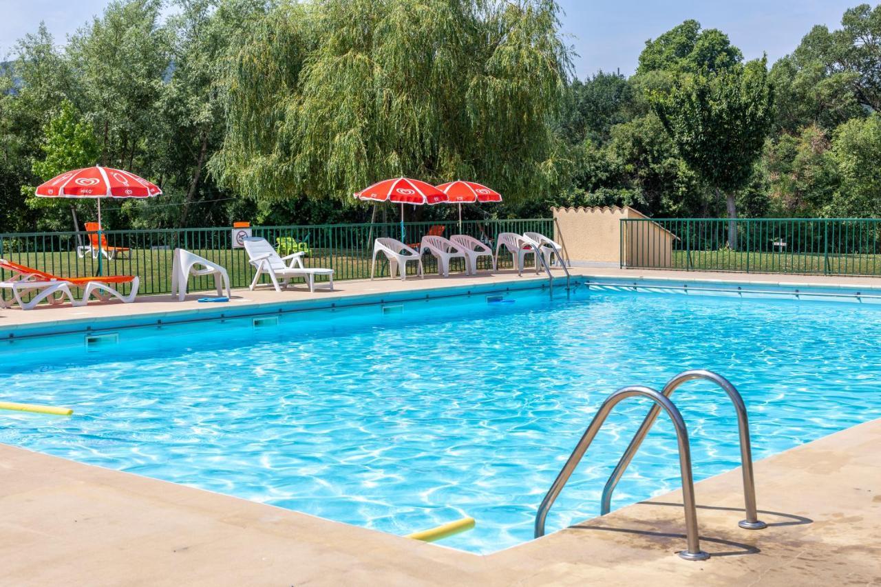 Camping Sites Et Paysages Les Pres Hauts Систерон Экстерьер фото