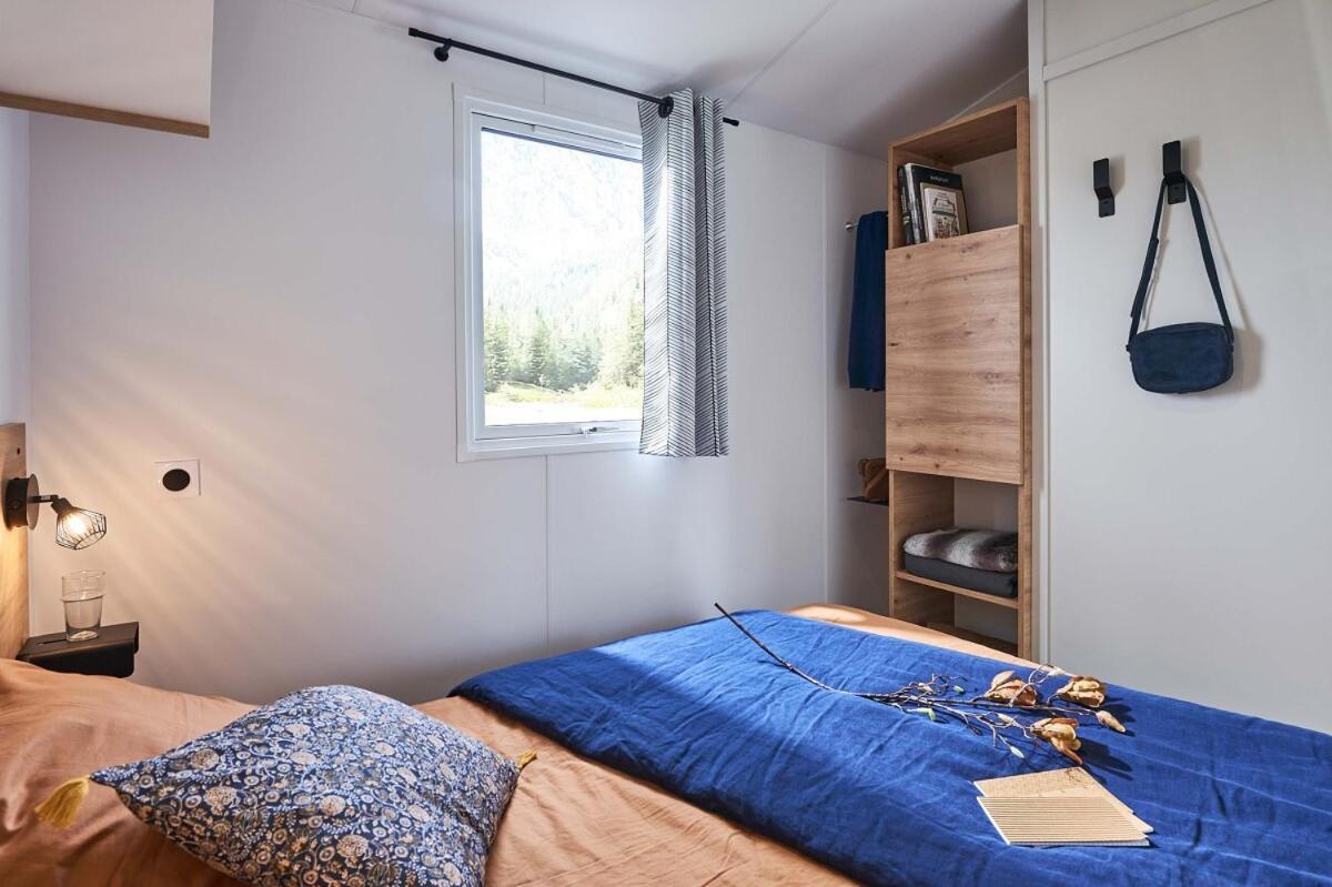 Camping Sites Et Paysages Les Pres Hauts Систерон Номер фото