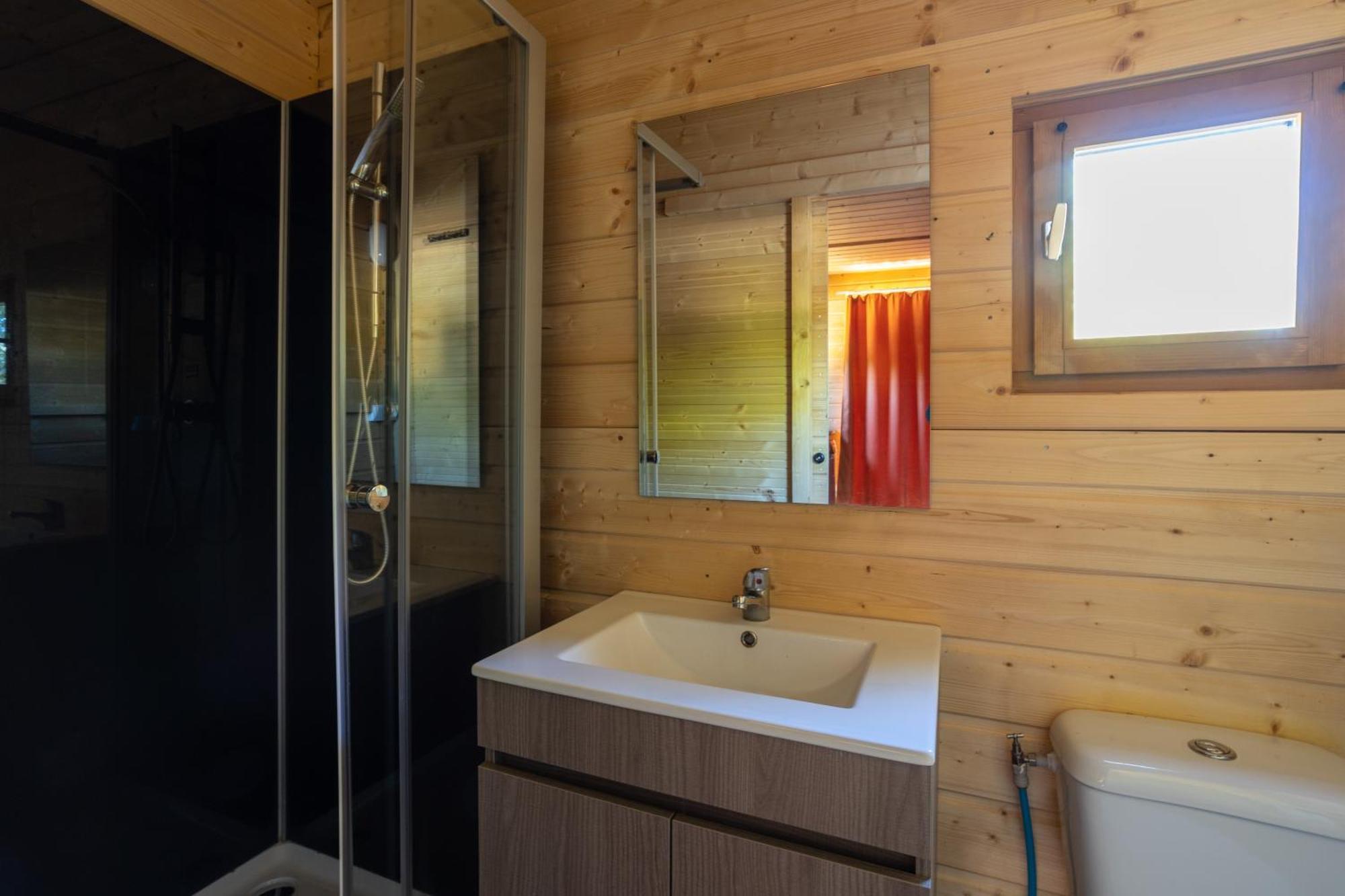 Camping Sites Et Paysages Les Pres Hauts Систерон Экстерьер фото