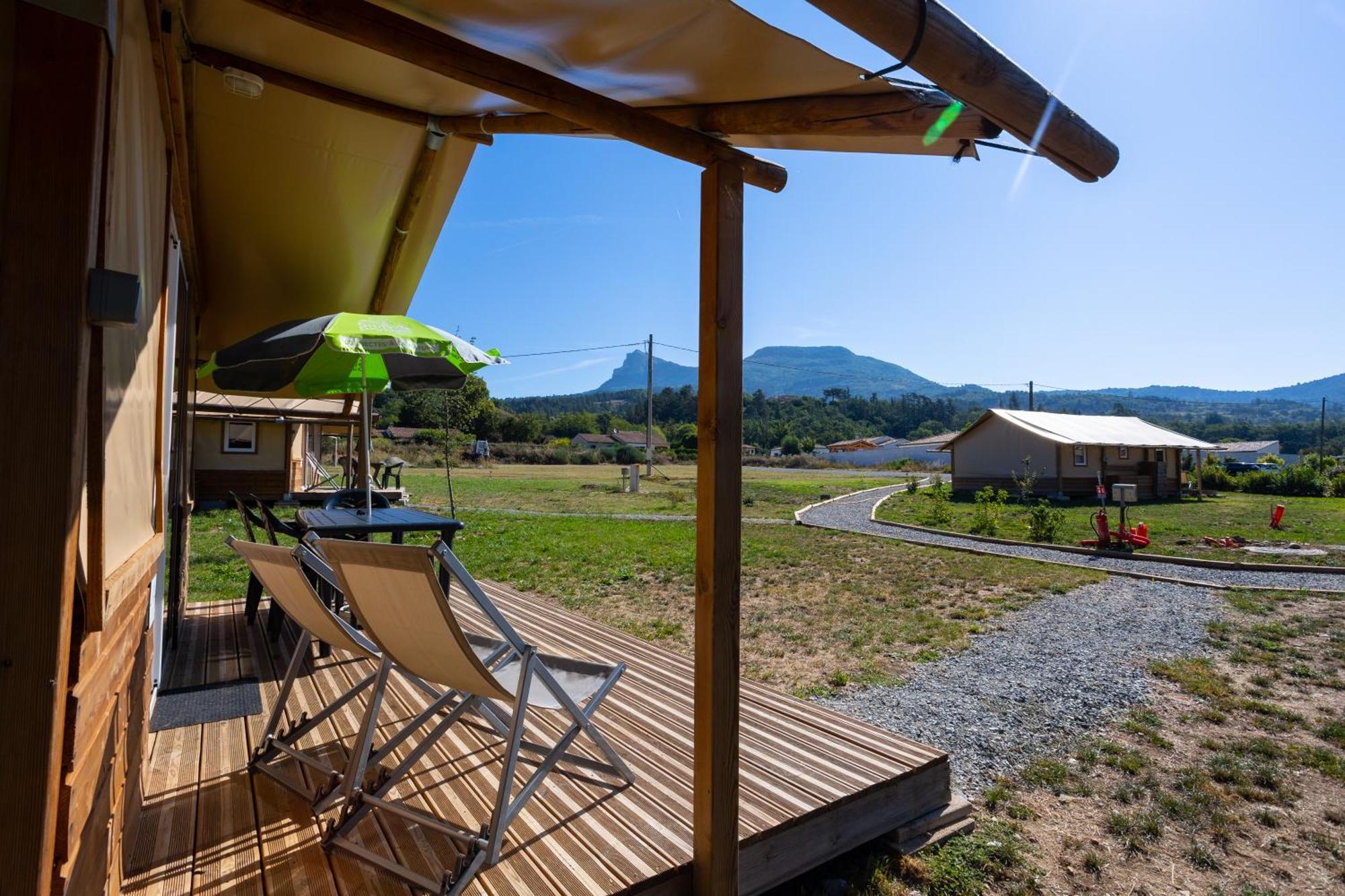 Camping Sites Et Paysages Les Pres Hauts Систерон Экстерьер фото