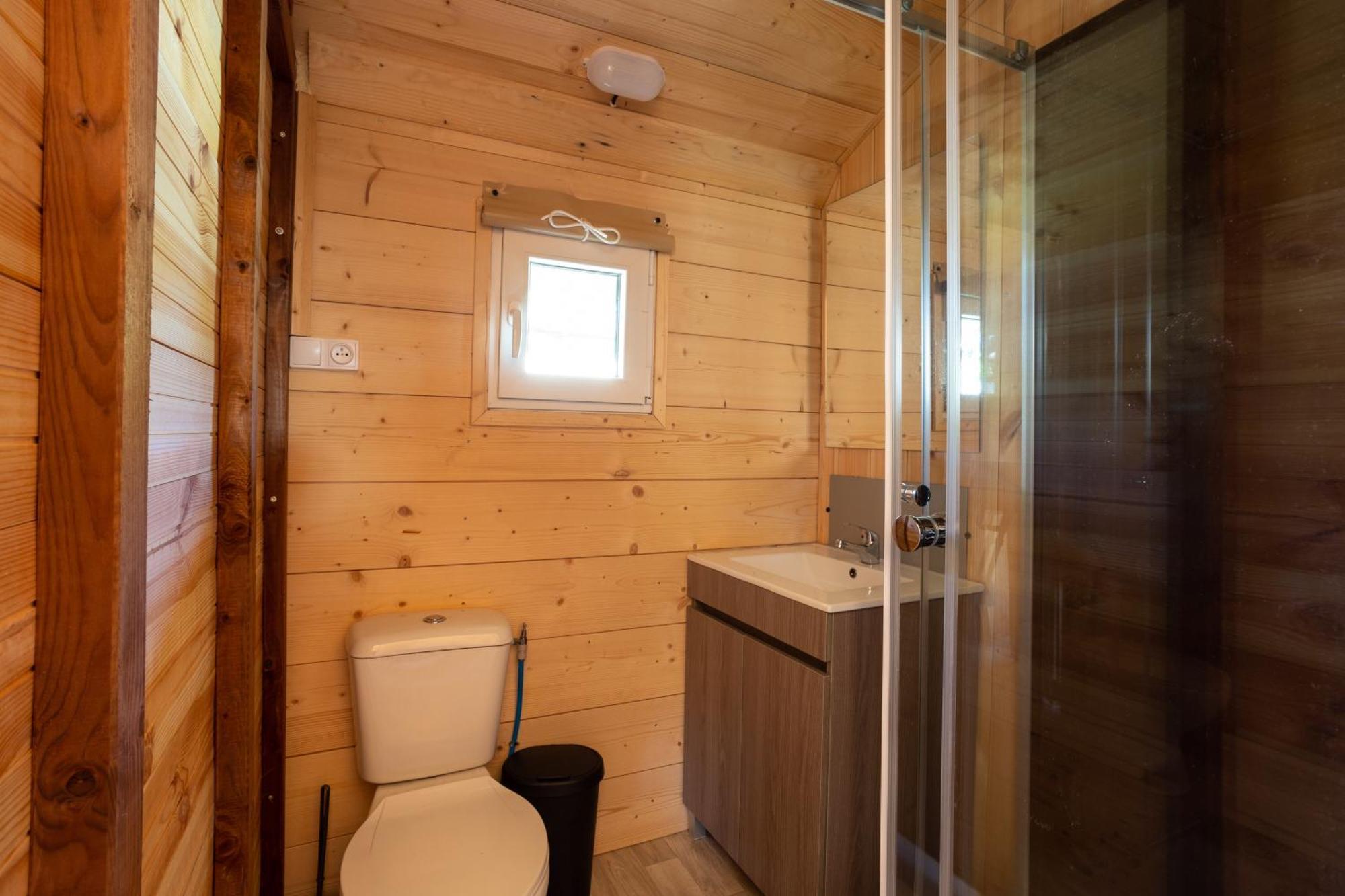 Camping Sites Et Paysages Les Pres Hauts Систерон Экстерьер фото